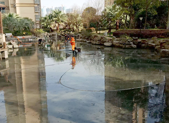紫金景观池淤泥清理